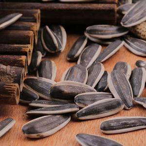 Venta caliente Semilla de girasol horneada nutritiva de gran tamaño con cáscara en bolsa para exportación lista - Product Image 5