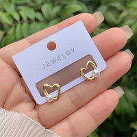 Boucles d'oreilles vintage à la mode en perles, unisexes, pour usage quotidien, géométriques en forme de cœur, plaquées or 18 carats, avec pendentif en zircon, idées cadeaux