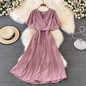 Nuevo Vestido Midi Negro de Verano para Mujer con Manga Corta Abullonada, Lazo, Cuello en V, Cintura Alta y Corte en A, Color Liso, Estilo Casual y a la Moda - Product Image 5