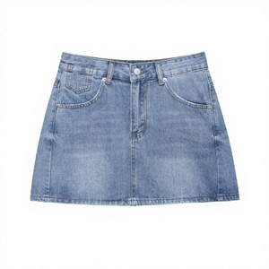 Falda vaquera de mujer estilo Y2K de alta calidad, transpirable, de cintura alta, con cinturón, diseño plisado, estilo urbano de invierno, lavada, con botones. - Product Image 3