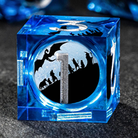 Ensemble de 7 dés DND en résine liquide bleu saphir Dragon Moon, faits à la main, dés polyédriques tranchants, pour jeux de société Dungeons & Dragons, cadeaux