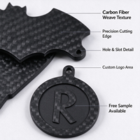 Étiquette personnalisée en fibre de carbone, pendentif gravé en fibre de carbone, forme personnalisée OEM ODM, échantillon gratuit