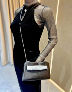 Sac à main en satin pailleté pour femme 2026, pochette carrée avec poignée en perles, sac à main pour <span class=keywords><strong>jeune</strong></span> femme, sac à main de soirée, sac à bandoulière chaîne - Product Image 4