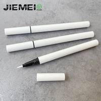 JIE MEI Tube de stylo eye-liner liquide vide blanc de haute qualité en stock avec logo personnalisé Tube d'emballage avec éponge pour stylo sérum eye-liner