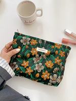 Tas Kosmetik Poliester Bunga Antik Gaya Hepburn Tas Kosmetik Poliester Kapasitas Besar Penyimpanan Produk Perawatan Kulit Tas Tangan Portabel Liner Perjalanan
