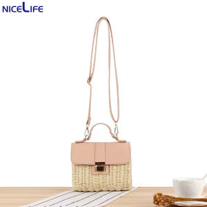 Bolso de mano de <span class=keywords><strong>mimbre</strong></span> tejido vintage bohemio para mujer, bandolera de verano con correa única y diseño geométrico, ideal para vestidos de señora. - Product Image 1