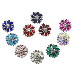 Nhà sản xuất bán buôn khuy áo hình hoa chữ nhật 28mm bằng thủy tinh thân thiện với môi trường, đính đá giả kim loại, giá rẻ - Product Image 4