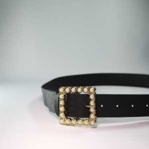 Cinturón Cuadrado con Hebilla de Perlas para Mujer, Cuero Negro, Chapado en Aleación, Estilo Formal - Product Image 2