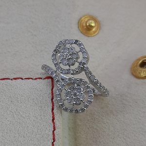 แหวนหมั้นเพชร Jewelspaark 0.84 กะรัต ทรงกลม ไซส์ 7 เครื่องประดับสำหรับผู้หญิง - Product Image 4