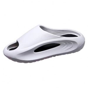 Chaussons de sport d'été pour hommes, mode décontractée, semelle épaisse, personnalisés, antidérapants, désodorisants, résistants à l'usure, à semelle souple - Product Image 2