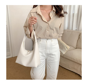 Sacs à <span class=keywords><strong>main</strong></span> en cuir PU personnalisés au design unique Sacs à <span class=keywords><strong>main</strong></span> à bandoulière bon marché Sacs à <span class=keywords><strong>main</strong></span> fourre-tout de <span class=keywords><strong>classe</strong></span> pour femmes - Product Image 4