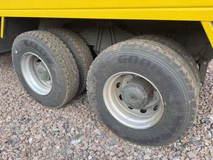 Camion benne Howo d'occasion de haute qualité à vendre - Product Image 5