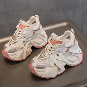 Aumento de altura interior hueco mujer verano 2024 nuevas sandalias deportivas informales de fondo grueso transpirable para mujer - Product Image 5