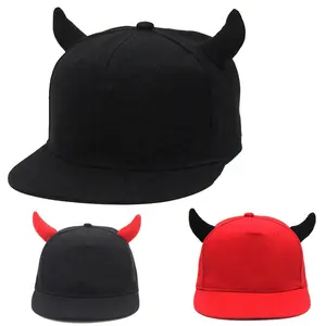 OEM Bán Buôn Đảng Người Lớn Unisex Horned Ma Quỷ Mũ Hóa Đơn Phẳng Lễ Hội Thời Trang Quà Tặng Màu Đen Acrylic Hip Hop Cap Snapback Hat