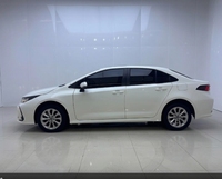 Toyota Corolla d'occasion 2021 1.2T S-CVT Édition Elite PLUS avec conduite à gauche, sièges en cuir et caméra de recul – Vente Flash