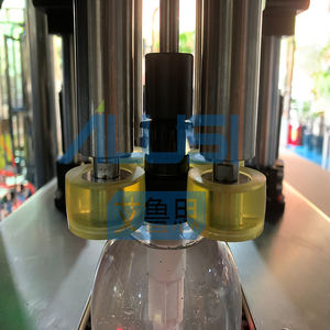 Flacon compte-gouttes en verre automatique Gel pour le corps vaporisateur cosmétique bouchon de bouteille visseuse capsuleuse <span class=keywords><strong>shampooing</strong></span> machine de capsulage - Product Image 5