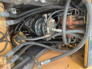 Precio de Fábrica, Excavadora de Ruedas Hyundai 210W-9 Usada con Engranajes y Rodamientos, Motor Cummins, 21000 kg en Stock - Product Image 5