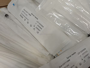 Cânula de Punção Lombar Descartável com Ponta Quincke, Agulha Espinhal Veterinária com Ponta Curvada e Agulha de Anestesia com Furo Lateral - Product Image 2