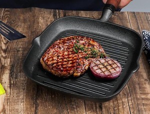 Ev Tipi Mutfak Kare Mini Tava Dökme Demir Yapışmaz Barbekü Izgara Tavası Ahşap Saplı - Product Image 2