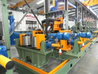Machine de production de tuyaux en acier au carbone certifiée ISO9001 CE, personnalisée, avec pompe à moteur et composants essentiels : roulement, PLC, boîte de vitesses