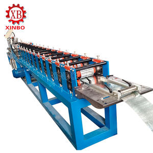 Máquina de canal de labios Pedal de pie Panel de hoja de techo Máquina formadora de rollos - Product Image 3