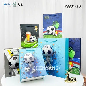 Promotion : Sac en papier de qualité supérieure, gaufré, pour la mode, avec impression couleur, format mini, pour emballage de produits de football, pour la fête des Pères et la fête des Mères, idéal pour l'usage quotidien, fabriqué en usine. - Product Image 1