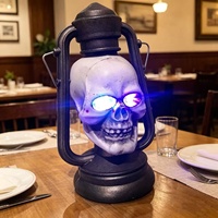 Décoration d'Halloween : Lanterne LED Crâne Effrayant pour Fête à Thème, Décoration de Maison, Accessoire de Farce pour Escape Room, Ornement