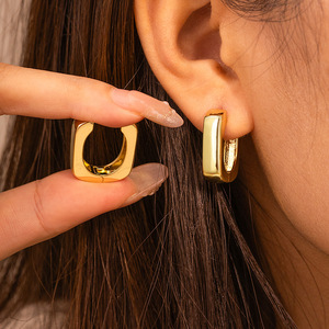 Pendientes de Aro Geométricos en Oro de 18K, Aleación de Zinc, Forma de U, Joyería de Moda para Mujer para Fiestas - Product Image 2