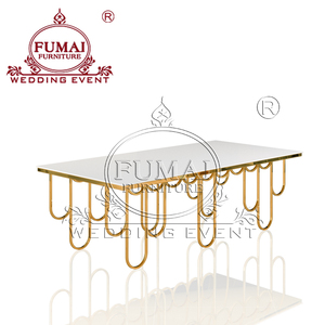 Mesa de banquete moderna para hotel FUMAI FURNITURE con patas metálicas doradas en forma de U y tablero de MDF, diseño contemporáneo - Product Image 4