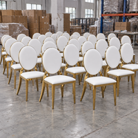 Chaise de salle à manger ovale en acier inoxydable doré avec dossier en cuir PU blanc, idéale pour mariages, banquets et événements, vente en gros pour hôtels