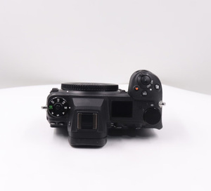 Cámara Nikon Z7 de Segunda Mano, Sin Espejo, 45.7MP, Grabación de Video 4K, Cámara Digital de Fotograma Completo - Product Image 4