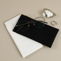 Sac de lunettes de soleil en microfibre souple avec logo personnalisé étui de lecture pour lunettes de soleil pochette unisexe simple sacs de rangement pour lunettes accessoires