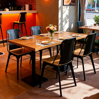 Chaises de salle à manger modernes et durables en métal et en bois pour café, restaurant, salon, utilisation en extérieur - Chaises de salle à manger commerciales en gros