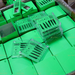 Pestañas Postizas Segmentadas con Alas <span class=keywords><strong>de</strong></span> <span class=keywords><strong>Manga</strong></span> Hechas a Mano con PBT Autoadhesivas, Banda Transparente Pre-Encolada, Pestañas <span class=keywords><strong>en</strong></span> Racimo, OEM/ODM, Marca Privada - Product Image 4