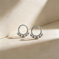 Anneau de septum en acier chirurgical en forme d'éventail avec dentelle, anneau segmenté articulé, anneau de nez, boucle d'oreille pour cartilage et daith, bijou de piercing unisexe