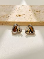 Boucles d'oreilles clous triangulaires haut de gamme et simples, accessoires de mode en laiton pour le quotidien