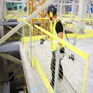 Système de clôture de chantier <span class=keywords><strong>en</strong></span> acier à haute sécurité, protection des bords <span class=keywords><strong>en</strong></span> <span class=keywords><strong>bois</strong></span> traité thermiquement, service de modélisation 3D - Product Image 3