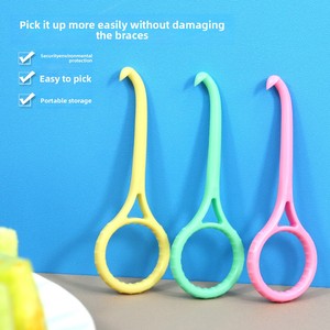 Extractor <span class=keywords><strong>de</strong></span> Retenedores Dentales y <span class=keywords><strong>Alineadores</strong></span> Ortodónticos, Gancho <span class=keywords><strong>de</strong></span> Plástico <span class=keywords><strong>de</strong></span> Grado Alimenticio, Herramienta para Quitar Brackets <span class=keywords><strong>Invisibles</strong></span>, Modelo <span class=keywords><strong>de</strong></span> Marca Personalizada - Product Image 2