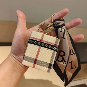 Wholesale Fashion Headset Earphone Pvc Faux Storage <strong>Leather</strong> Bag <strong>Keychain</strong> Luxury case Pouch Lipstick Holder <strong>Keychain</strong> for Women - Product Image 4