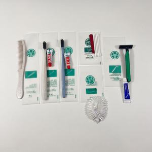 Vente en gros de fournitures d'hôtel kit dentaire écologique jetable bon marché brosse à dents dentifrice en plastique souple kit de toilette riche - Product Image 5