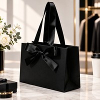 Sac de courses personnalisé en papier recyclé écologique avec poignée en ruban, résistant à l'humidité, impression numérique, gaufrage/débossage pour