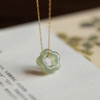 Collier Pendentif Fleur Creuse Vintage en Gros, Mignon et Magnifique, en Alliage Imitation Jade Vert, Bijoux
