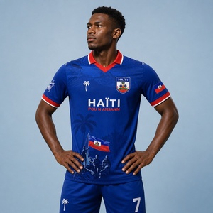 <span class=keywords><strong>Maillot</strong></span> de football officiel de l'équipe d'Haïti 2026 avec photo du joueur et écussons – Vente en gros - Product Image 1