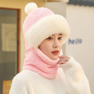 Chapeau tricoté chaud d'hiver pour femme avec pompon et cache-oreilles intégré coupe-vent pour une utilisation en extérieur - Product Image 2