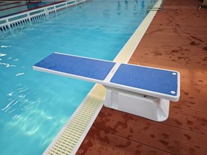 Material de acero y vidrio duradero, tablero de agua antideslizante para <span class=keywords><strong>piscina</strong></span>, trampolín especial para accesorios de entrenamiento de competición - Product Image 2