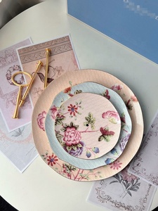 Présentoir à desserts en céramique style européen, luxe léger, multi-niveaux, pour la maison, le salon et les fêtes - Product Image 4