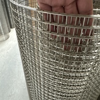 Grillage soudé en fil de fer 316L résistant aux acides, recouvert de plastique, à mailles carrées, pour la protection des cloisons industrielles