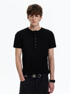 เสื้อยืดแขนสั้นผู้ชายแบบเฮนลีย์ ทรงเข้ารูป ผ้าถัก กระดุมด้านหน้า สวมใส่สบายๆ ทุกวัน - Product Image 1
