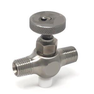 เข็มฉีด C-Way ขนาด 1/2 นิ้ว SS316 BSPP แบบมุม สำหรับน้ำมันไฮดรอลิกอุณหภูมิสูง - Product Image 1