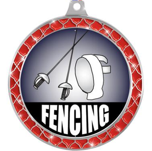 Médaille d'escrime unique noble avec masque d'escrimeur 3D Épées croisées Bordure à motifs rouges Prix en métal fabriqué pour les compétitions d'escrime - Product Image 1